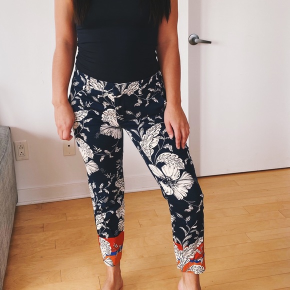 Cute flower Zara pants - Picture 1 of 2